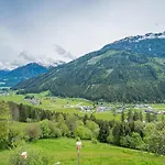 Poschen Alpesi faház Wald im Pinzgau